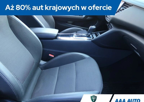 Opel Insignia cena 63000 przebieg: 174649, rok produkcji 2019 z Pniewy małe 326